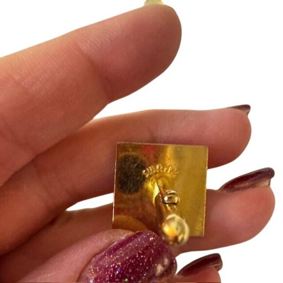 Swank Square Gold Tone Cufflinks - Picture 4 of 4